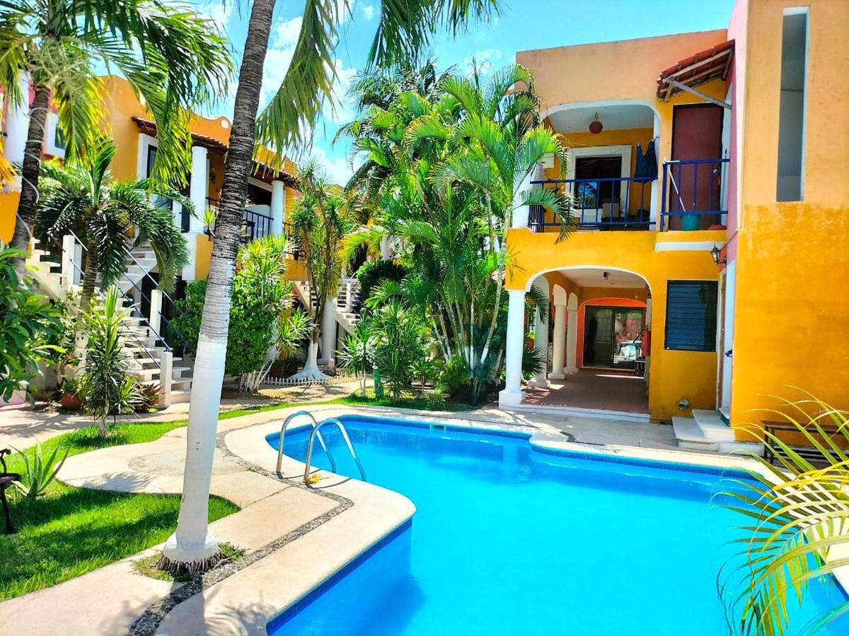 Hotel Acuario Playa Del Carmen Exterior foto